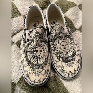 Vans classic slip-on Ouroboros sneakers